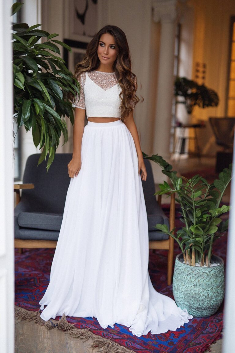 Wedding Dresses and Evening Dresses
