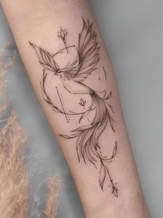 Tattoo on the Side of Hand – Minimalist vs. Bold Ink Styles Compared